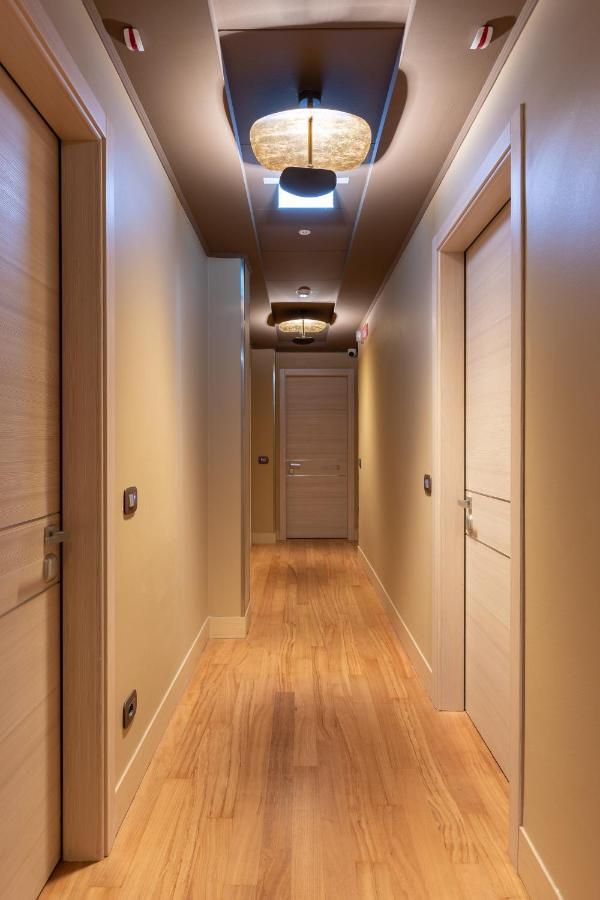 Ariston 4* Milaan